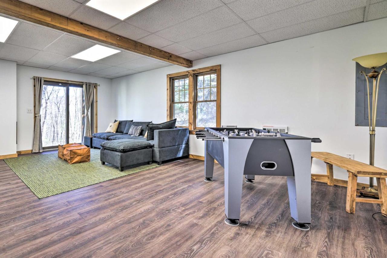 Pocono Retreat, 1 Mi To State Park And Ski Access! Танерсвил Екстериор снимка