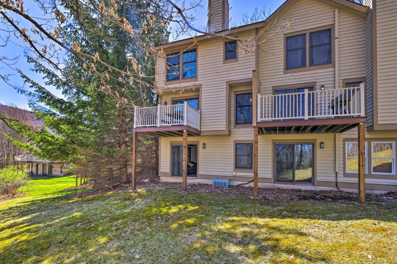 Pocono Retreat, 1 Mi To State Park And Ski Access! Танерсвил Екстериор снимка