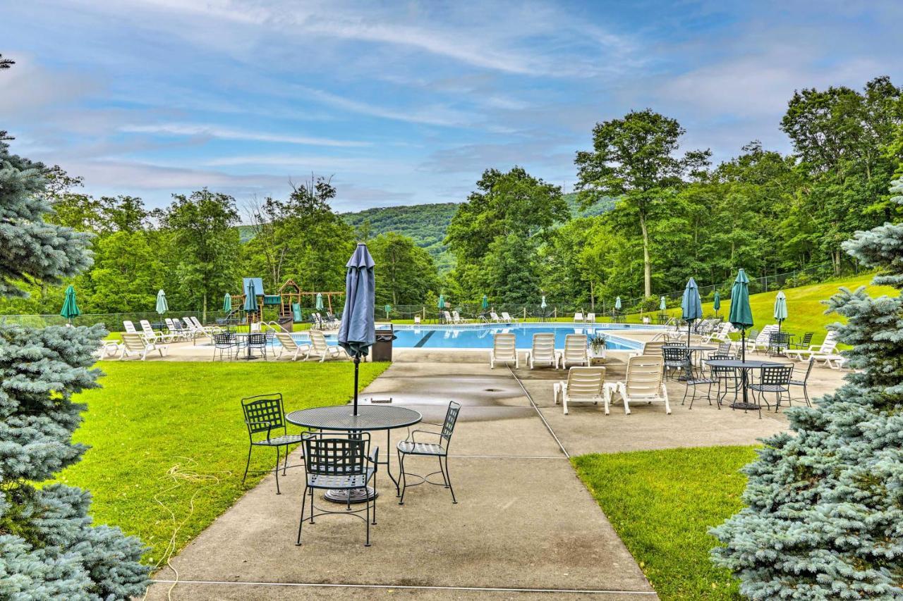 Pocono Retreat, 1 Mi To State Park And Ski Access! Танерсвил Екстериор снимка