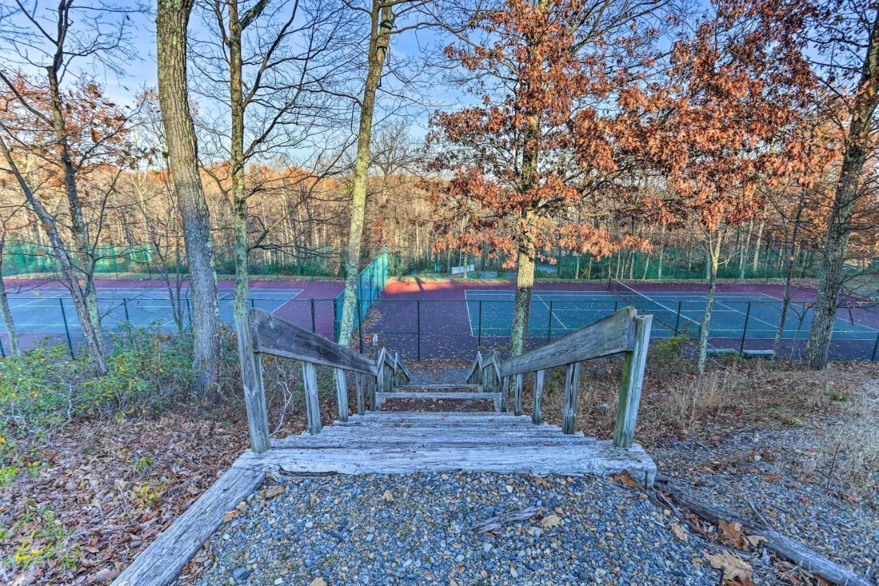 Pocono Retreat, 1 Mi To State Park And Ski Access! Танерсвил Екстериор снимка